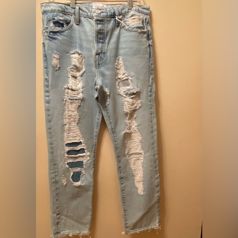 Super stylish Frame ripped jeans size 28